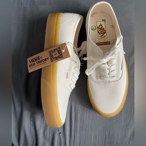 Vans Authentic Shoe Eco Theory In Our Hands White. Size 8W/6.5M